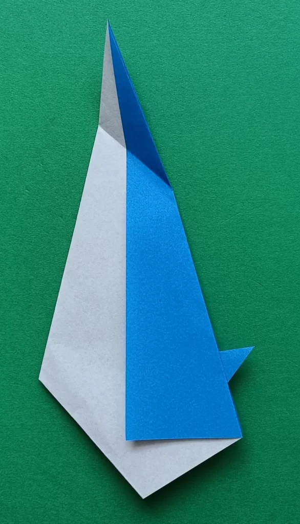 Make a fold line just like the photo