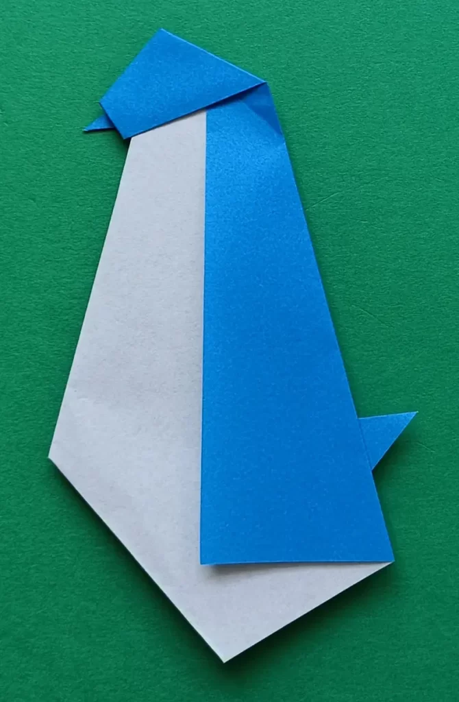 Make a pleat fold for the beak