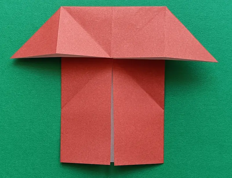 Match the top part with the picture